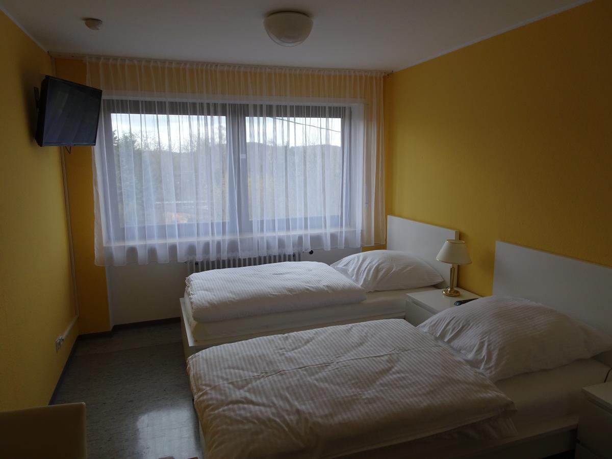 Hotel-Pension Schlossgarten Trippstadt Ngoại thất bức ảnh